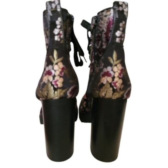 Steve Madden Black Pink Brocade Floral Lace Up Side Zip Moto Boots Size 7.5 Inch - Picture 5 of 10